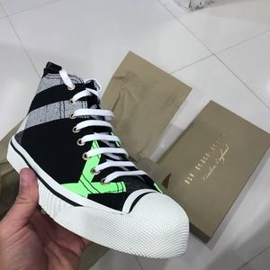 New with Box Burberry Bourne High Top Sneakers